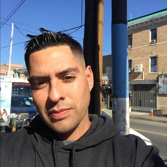 Meet your Posher, Henry - Picture 2 of 2